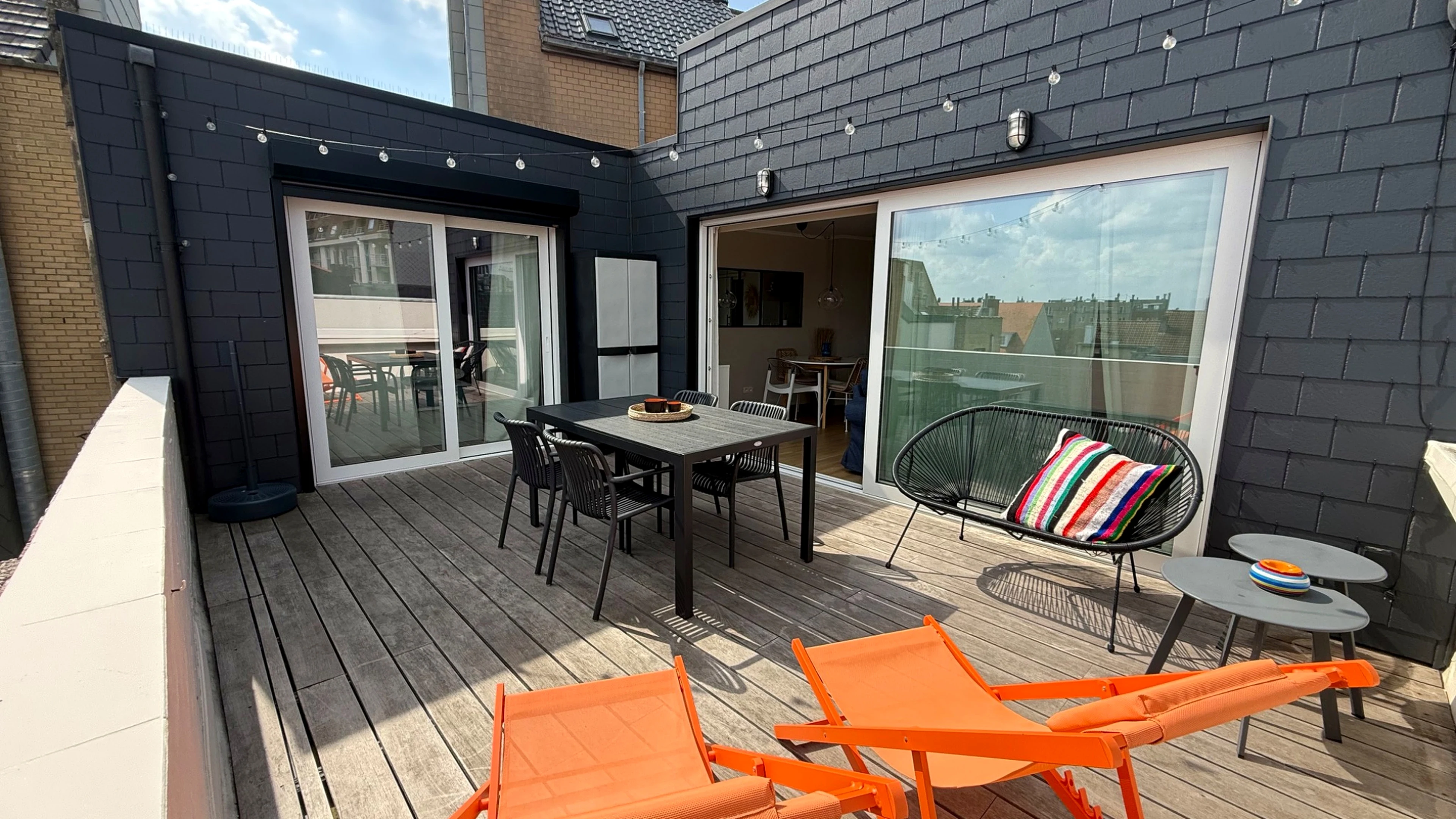 Grande terrasse privée du rooftop